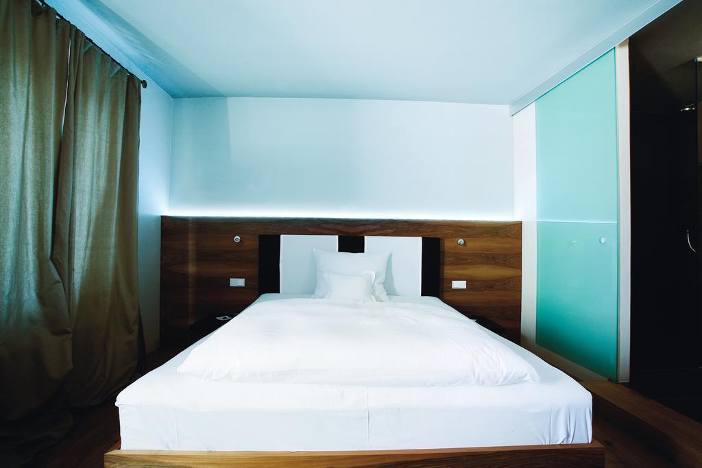 Fruehstueckshotel Im Goldschmiedehaus Grieskirchen Ruang foto