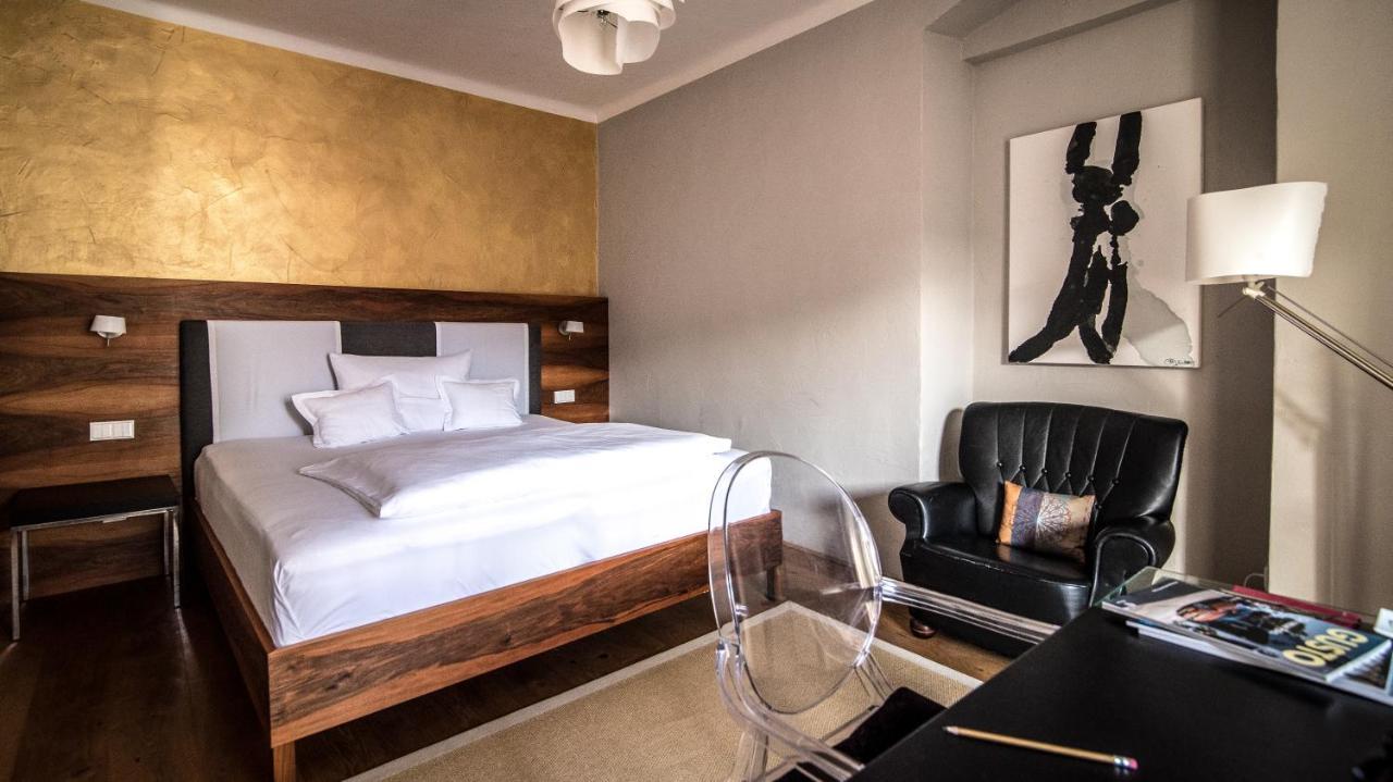 Fruehstueckshotel Im Goldschmiedehaus Grieskirchen Bagian luar foto